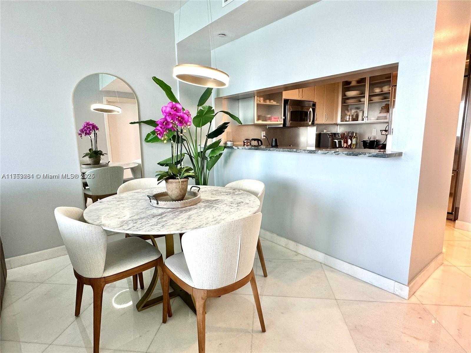 Small Image of 540 WEST AVE #1912, Miami Beach Number 14
