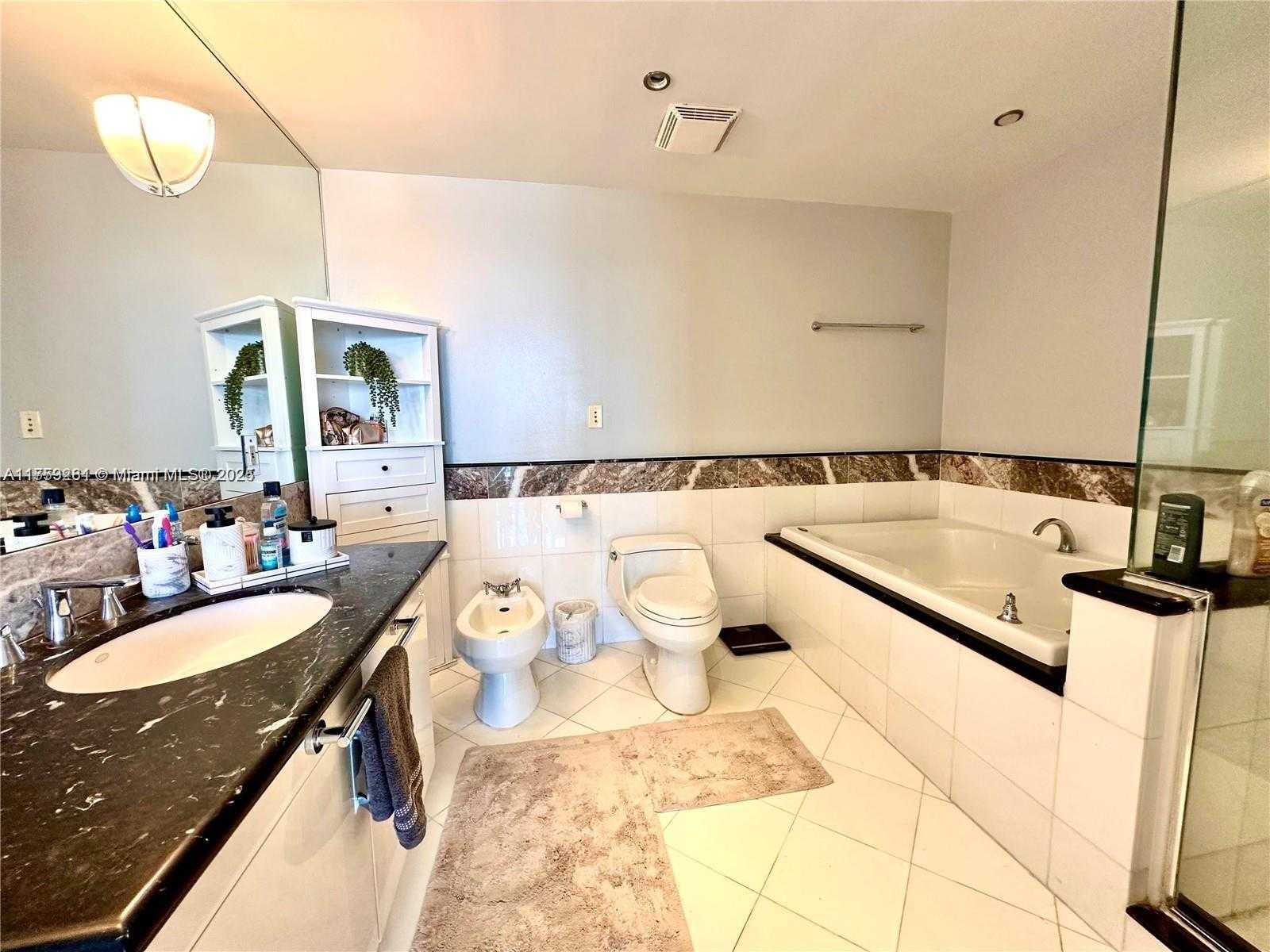 Small Image of 540 WEST AVE #1912, Miami Beach Number 23