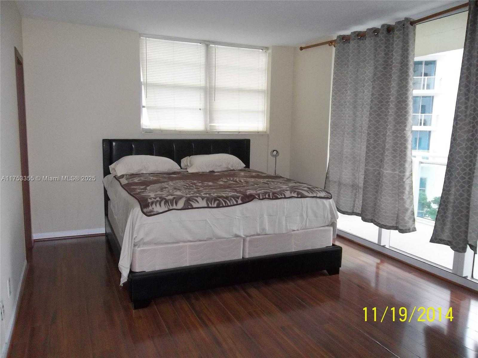 Small Image of 3001 SOUTH OCEAN DR #527, Hollywood Number 11