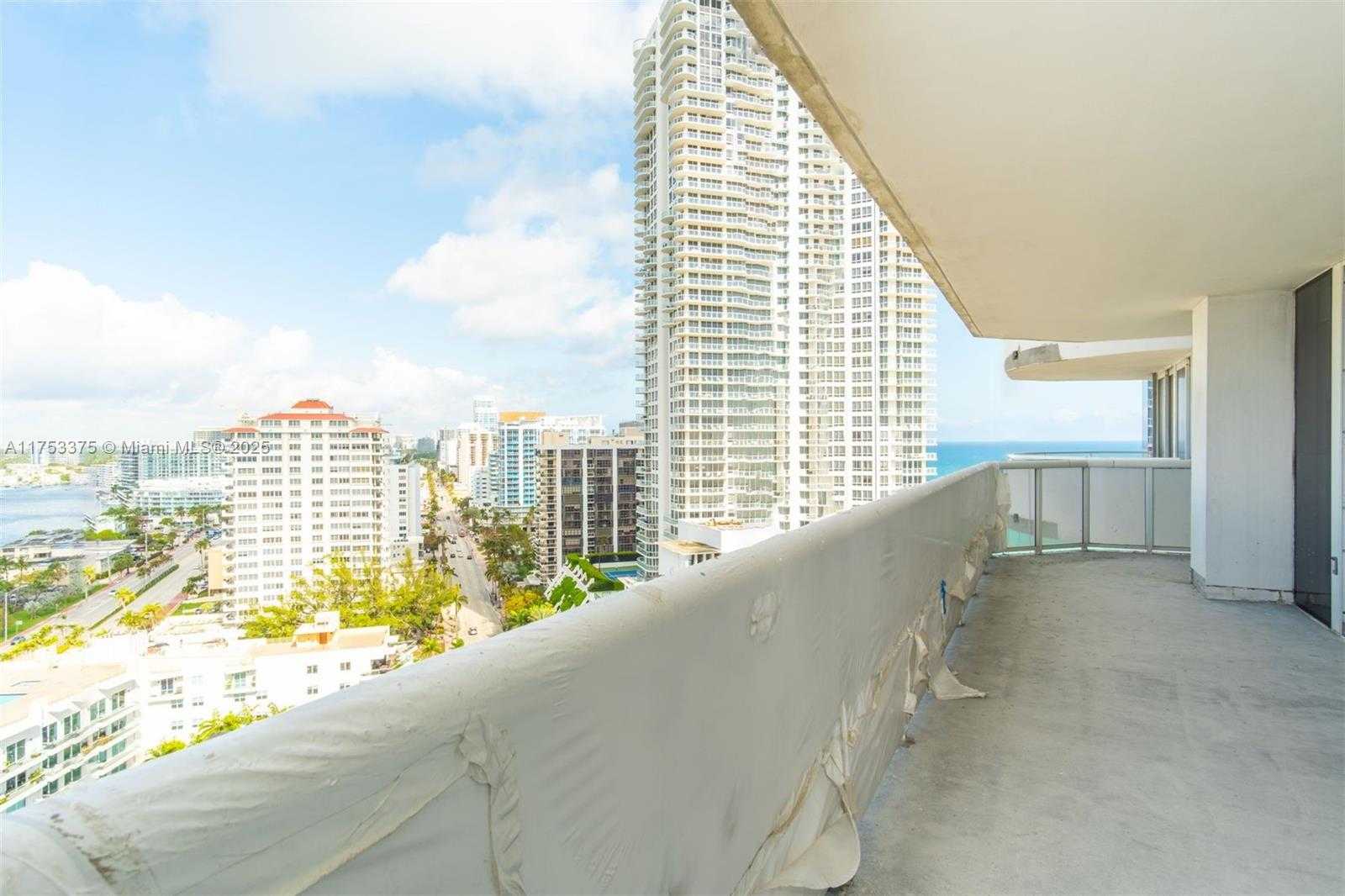 Small Image of 6301 COLLINS AVE #2006, Miami Beach Number 42