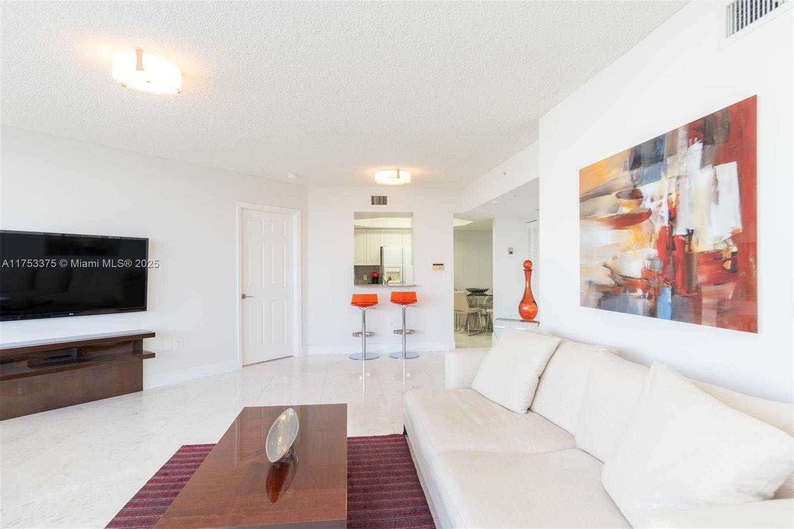 Small Image of 6301 COLLINS AVE #2006, Miami Beach Number 8