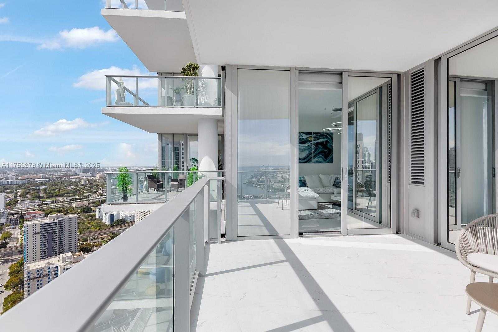 Small Image of 851 NORTH EAST 1ST AVE #3611, Miami Number 8