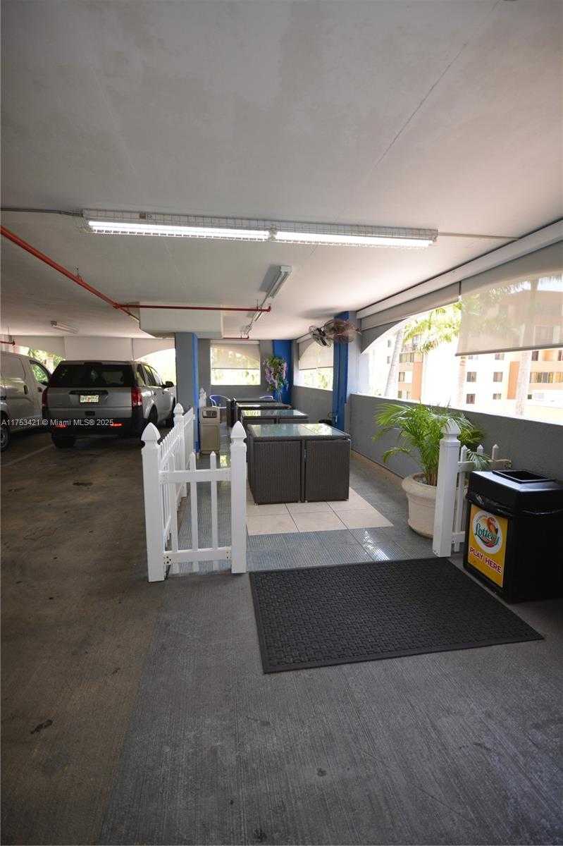 Small Image of 5077 NORTH WEST 7TH ST #1505, Miami Number 19