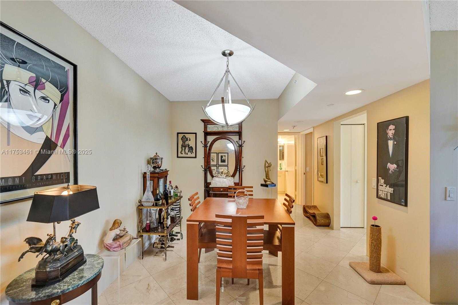 Small Image of 21055 YACHT CLUB DR #507, Aventura Number 11