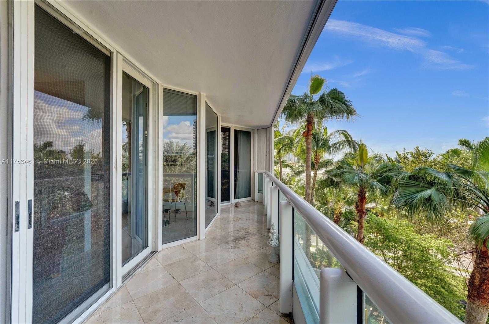 Small Image of 21055 YACHT CLUB DR #507, Aventura Number 29
