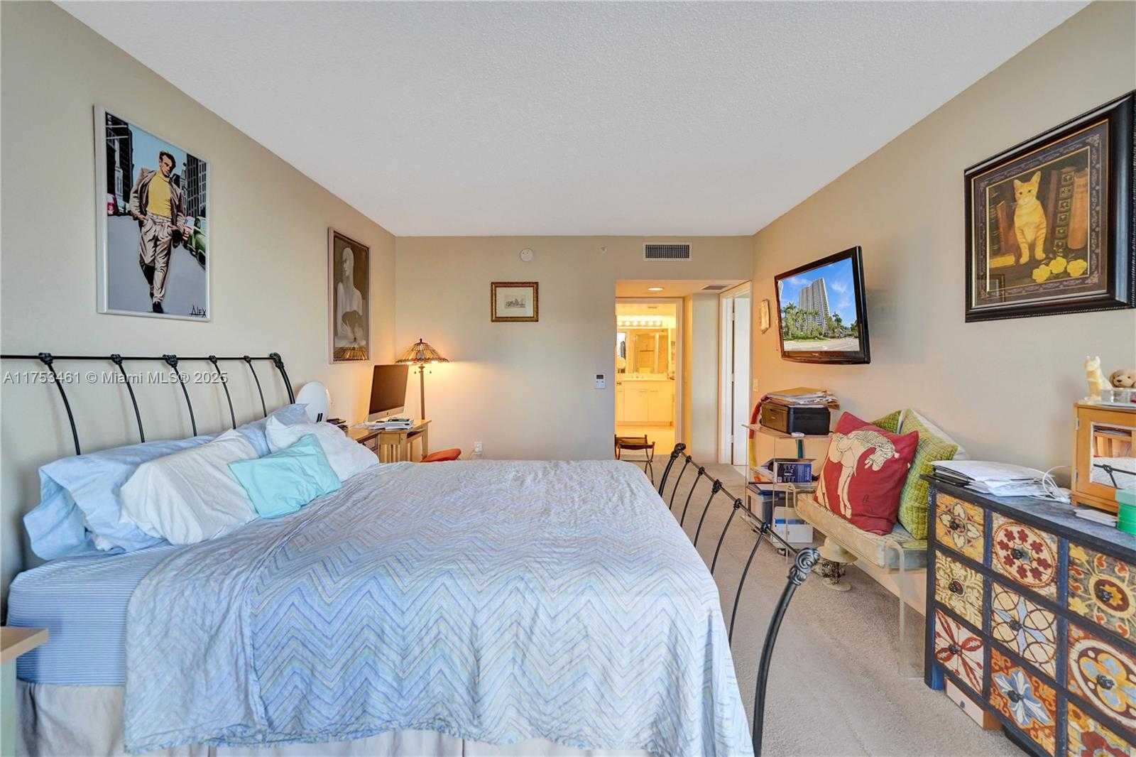 Small Image of 21055 YACHT CLUB DR #507, Aventura Number 33