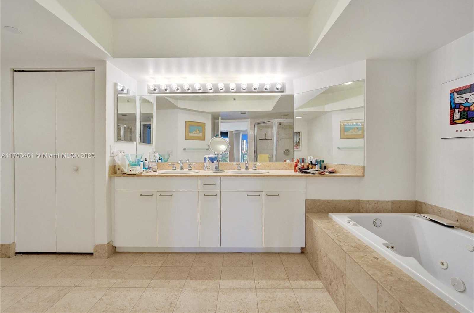 Small Image of 21055 YACHT CLUB DR #507, Aventura Number 36