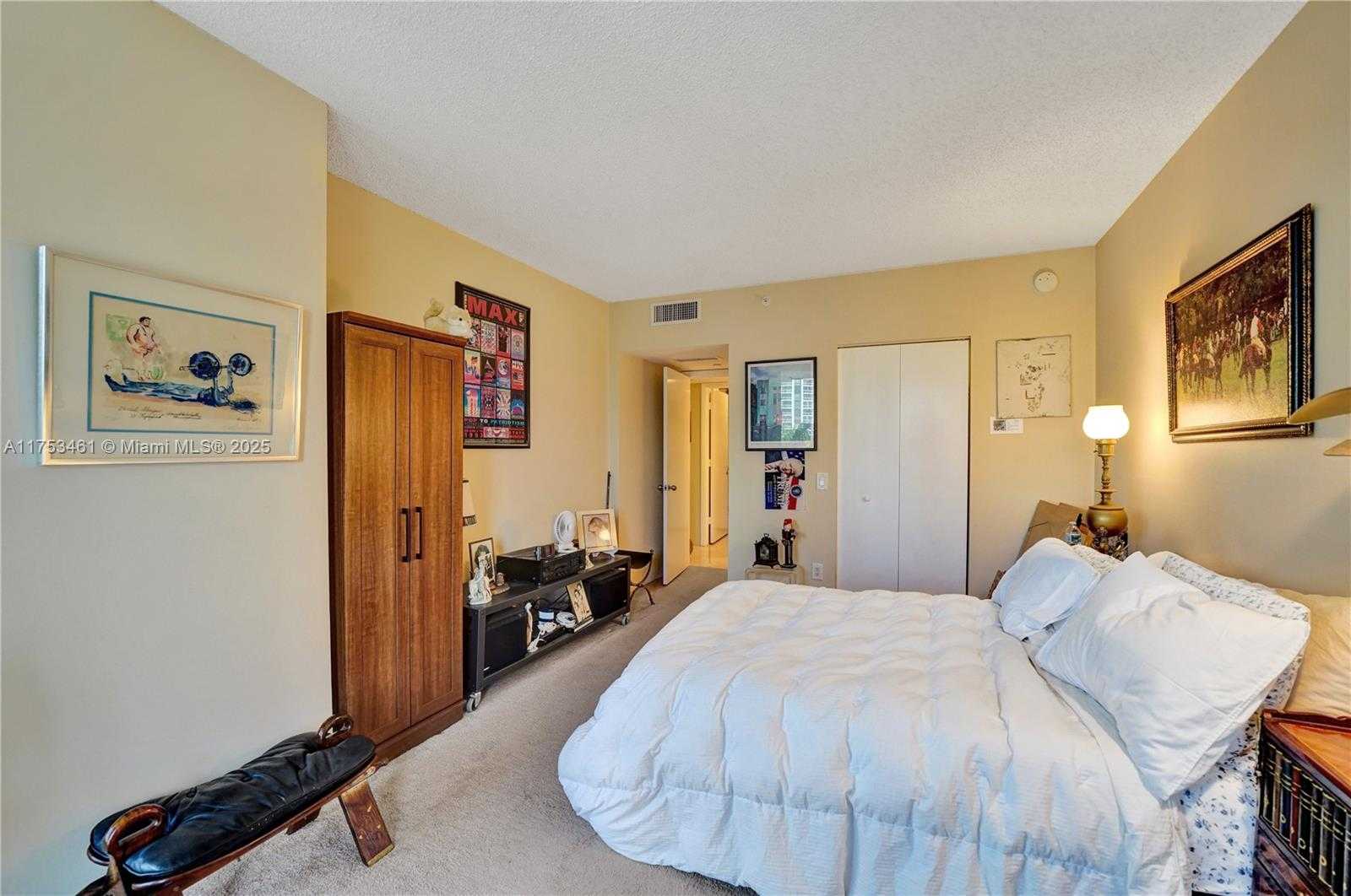 Small Image of 21055 YACHT CLUB DR #507, Aventura Number 41