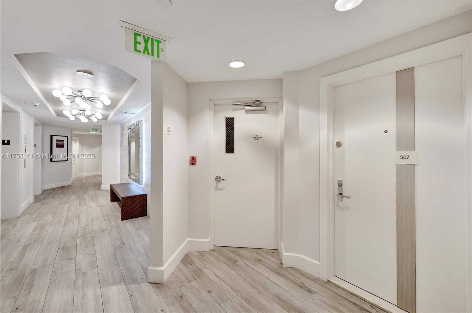 Small Image of 21055 YACHT CLUB DR #507, Aventura Number 48