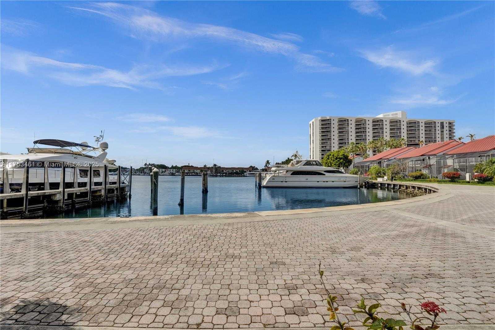 Small Image of 21055 YACHT CLUB DR #507, Aventura Number 63