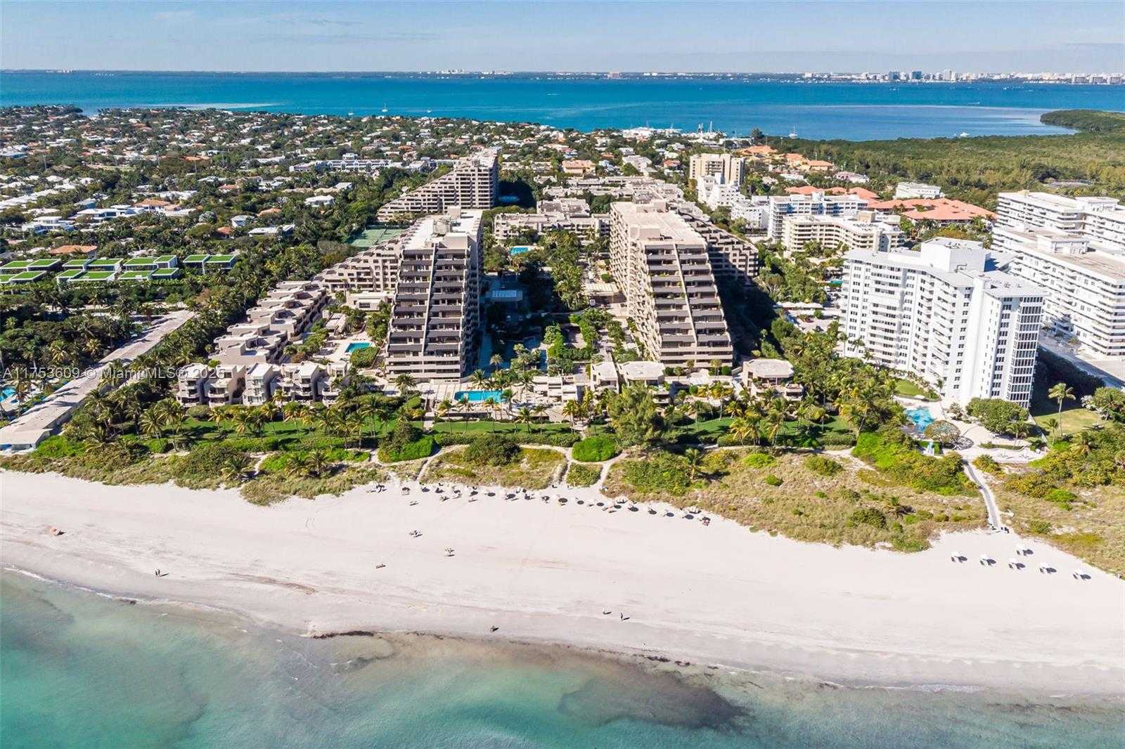 Small Image of 251 CRANDON BLVD #1036, Key Biscayne Number 28