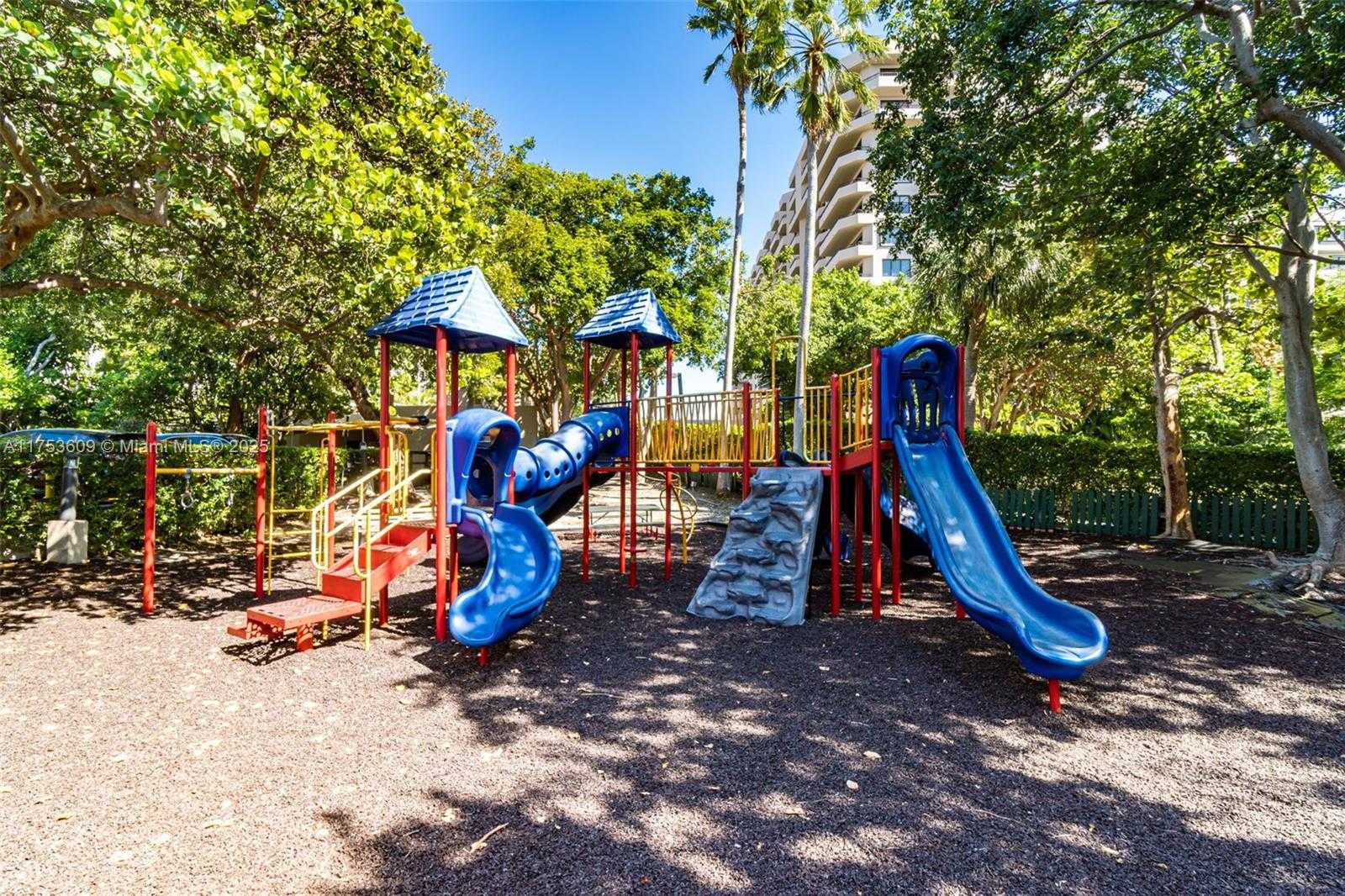 Small Image of 251 CRANDON BLVD #1036, Key Biscayne Number 36
