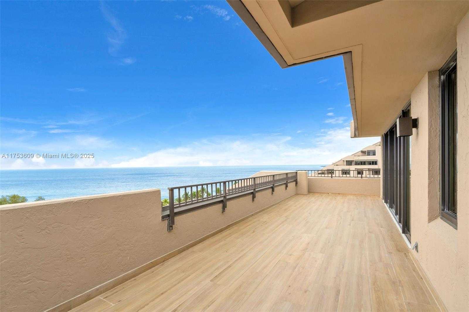 Small Image of 251 CRANDON BLVD #1036, Key Biscayne Number 9