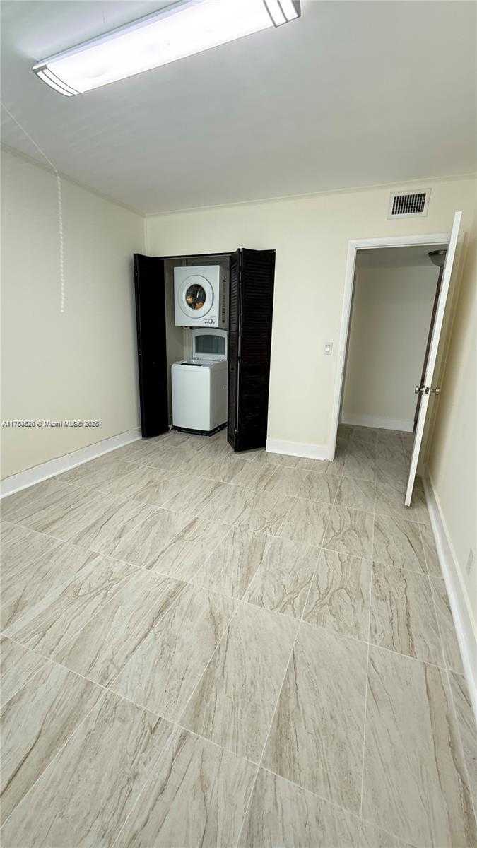 Small Image of 270 LAYNE #102, Hallandale Beach Number 6