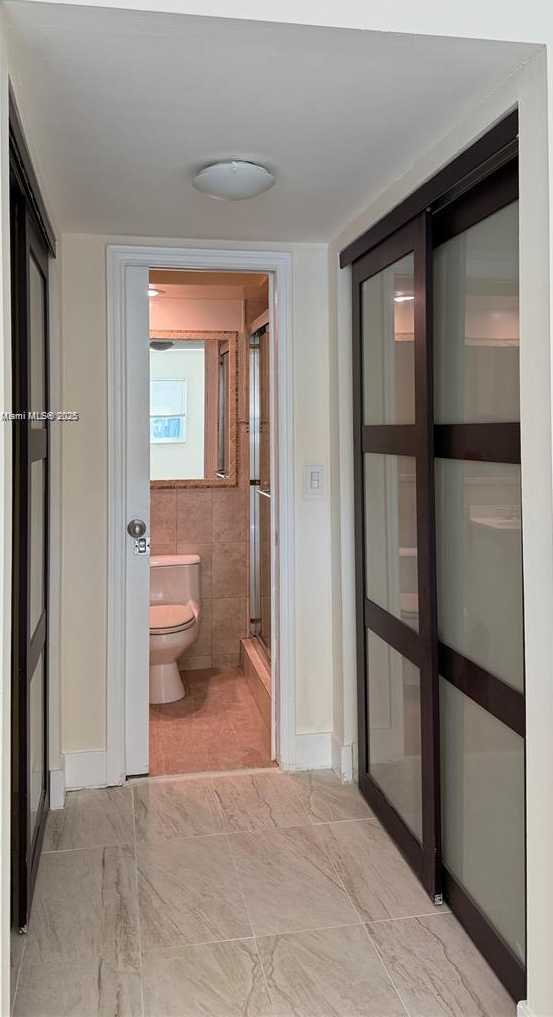 Small Image of 270 LAYNE #102, Hallandale Beach Number 9