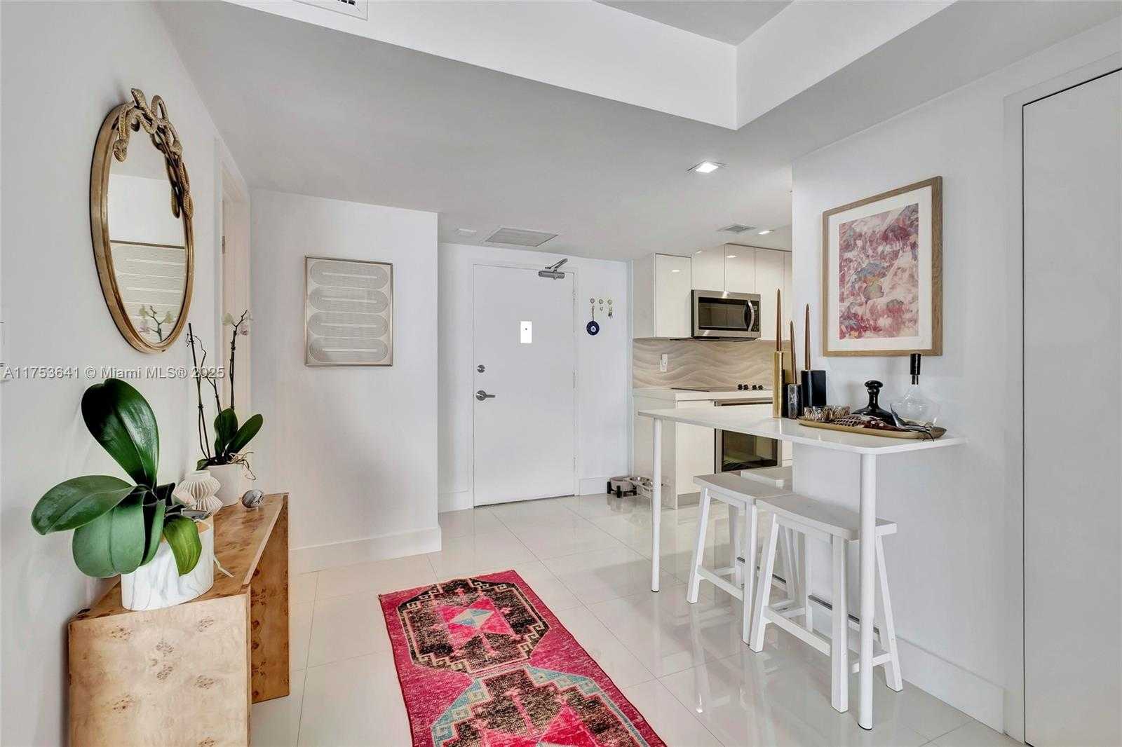 Small Image of 1000 WEST AVENUE #721, Miami Beach Number 20