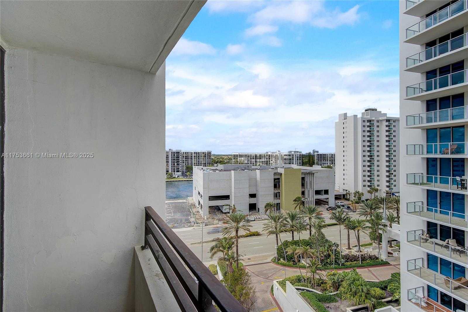 Small Image of 3505 OCEAN DR #905, Hollywood Number 13