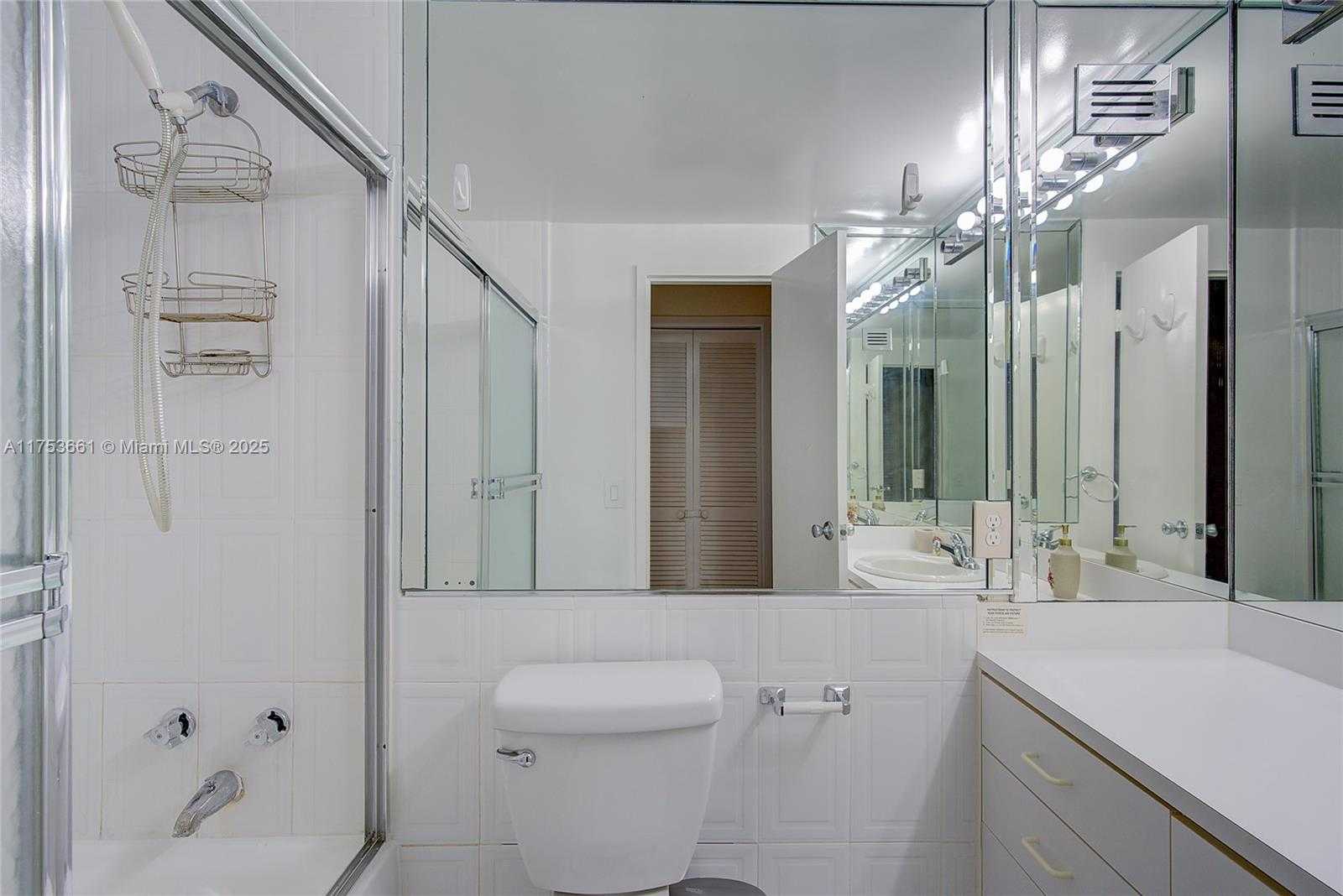 Small Image of 3505 OCEAN DR #905, Hollywood Number 15