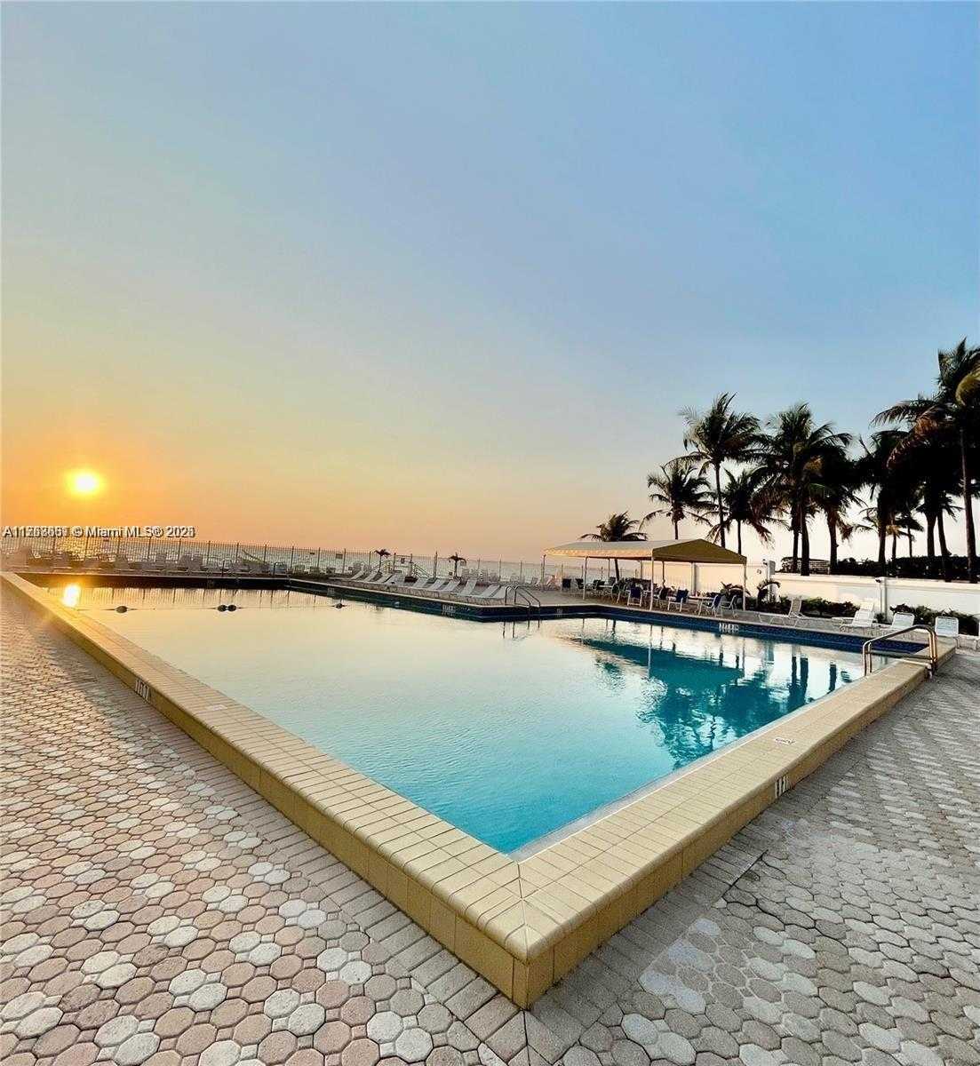 Small Image of 3505 OCEAN DR #905, Hollywood Number 23