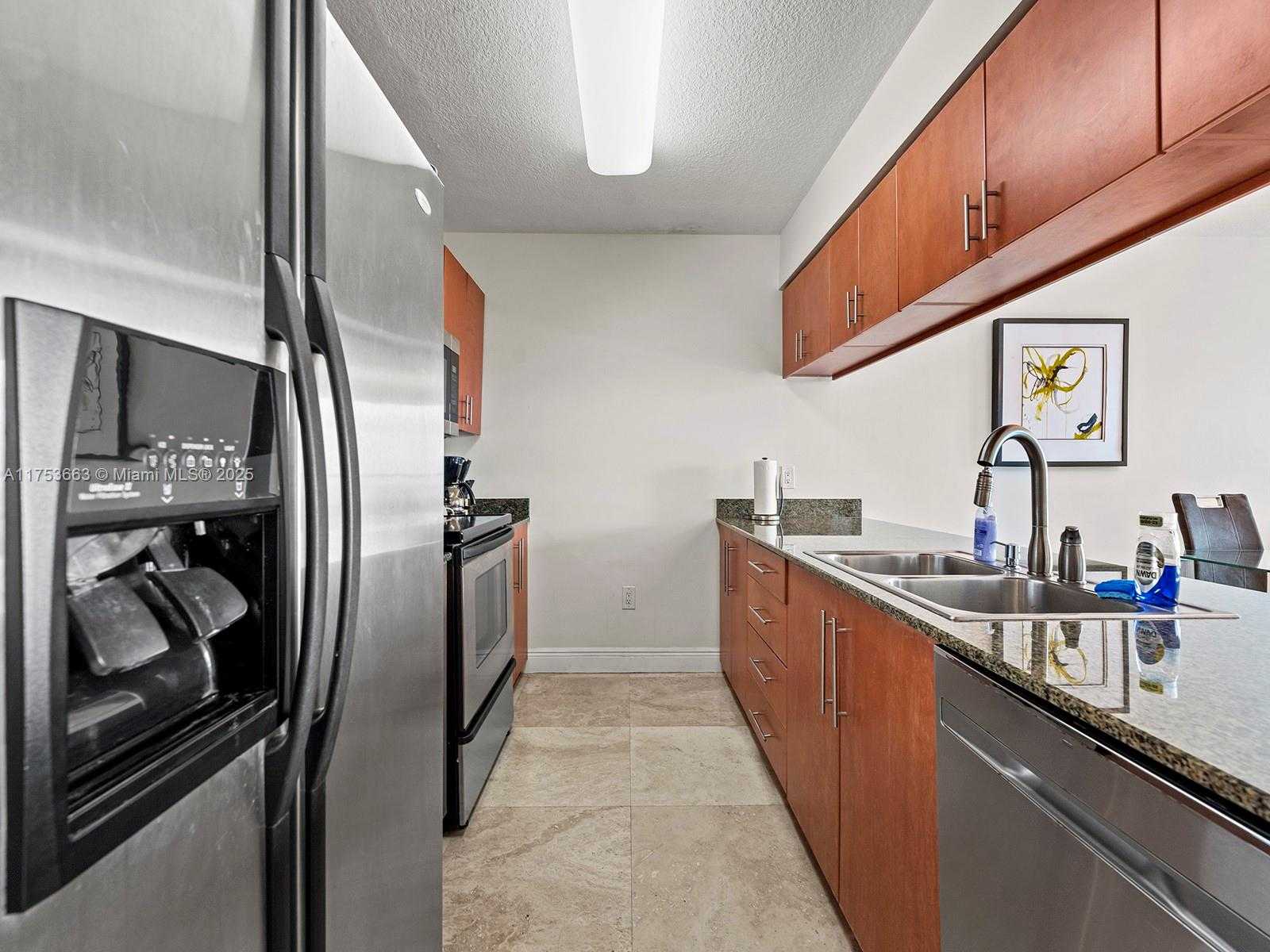 Small Image of 1200 BRICKELL BAY DR #4019, Miami Number 11