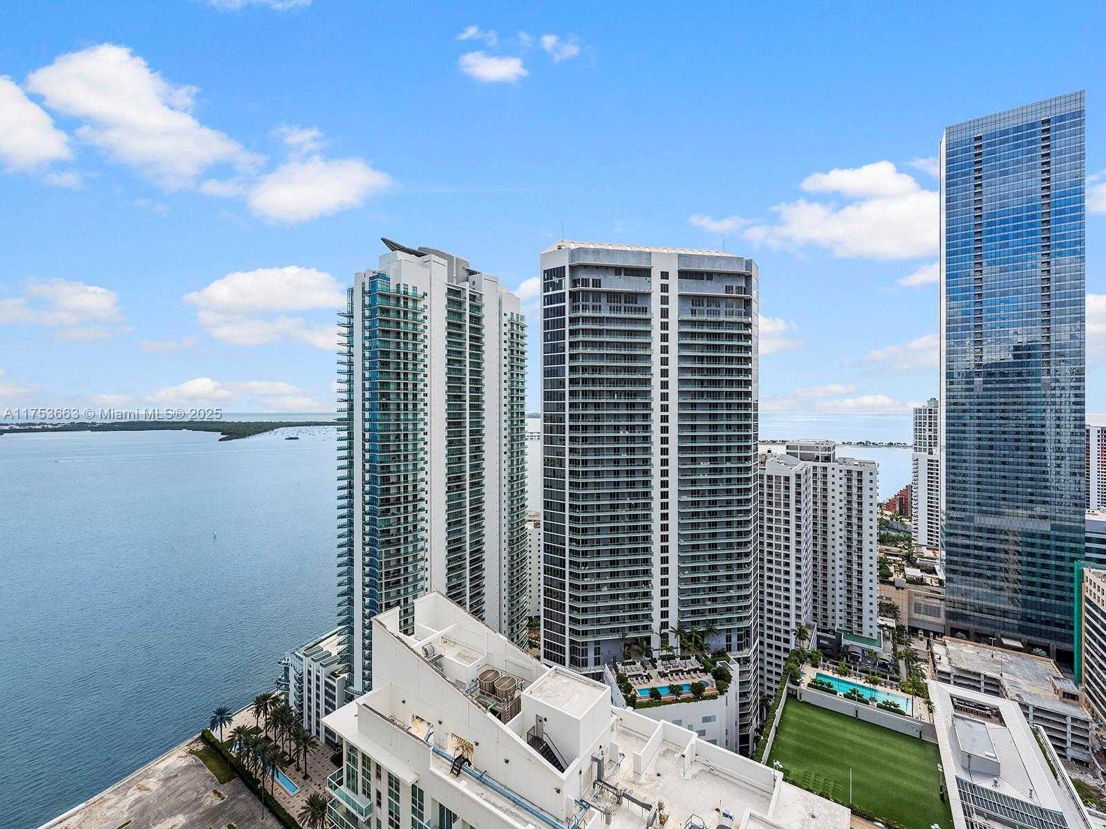 Small Image of 1200 BRICKELL BAY DR #4019, Miami Number 18