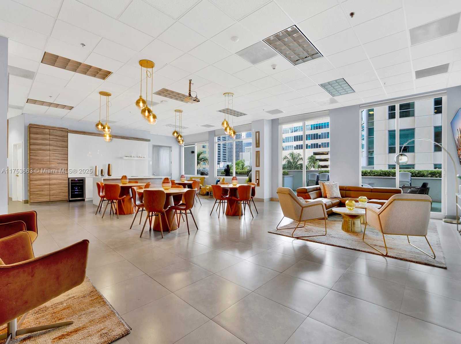 Small Image of 1200 BRICKELL BAY DR #4019, Miami Number 28