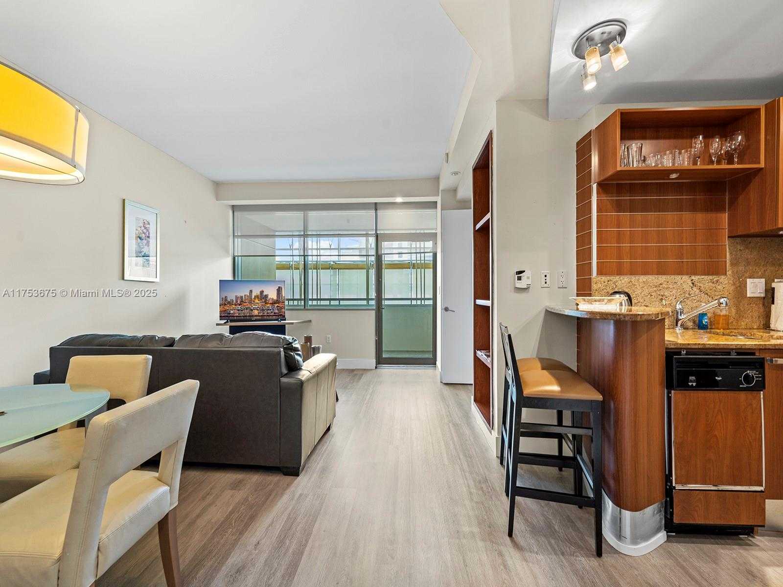 Small Image of 1395 BRICKELL AVE #3310, Miami Number 2