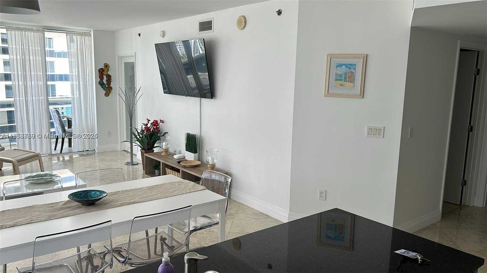Small Image of 1830 SOUTH OCEAN DR #3208, Hallandale Beach Number 14