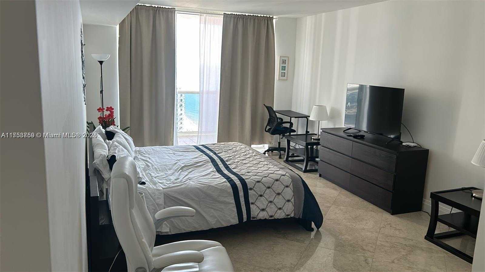 Small Image of 1830 SOUTH OCEAN DR #3208, Hallandale Beach Number 16