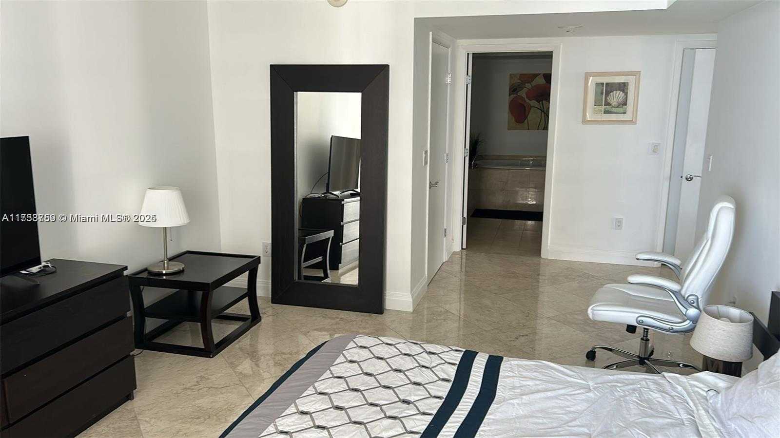 Small Image of 1830 SOUTH OCEAN DR #3208, Hallandale Beach Number 18
