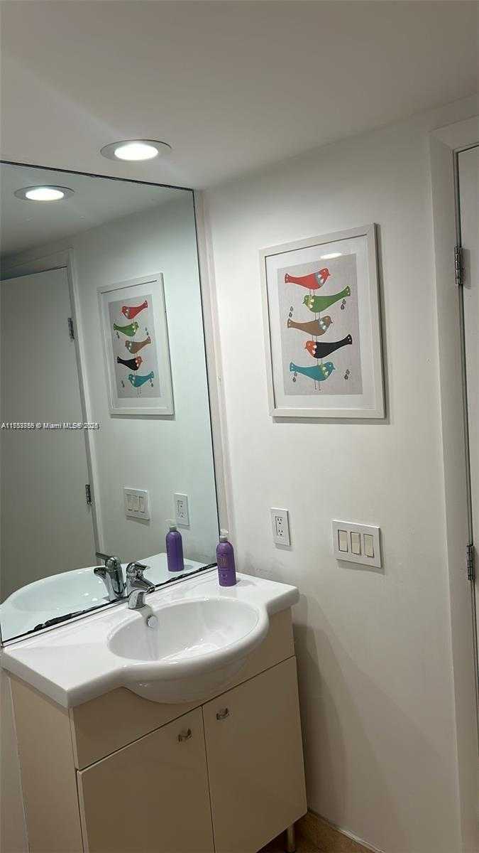 Small Image of 1830 SOUTH OCEAN DR #3208, Hallandale Beach Number 25