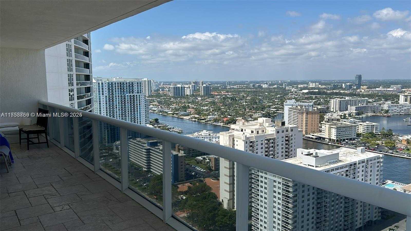 Small Image of 1830 SOUTH OCEAN DR #3208, Hallandale Beach Number 5