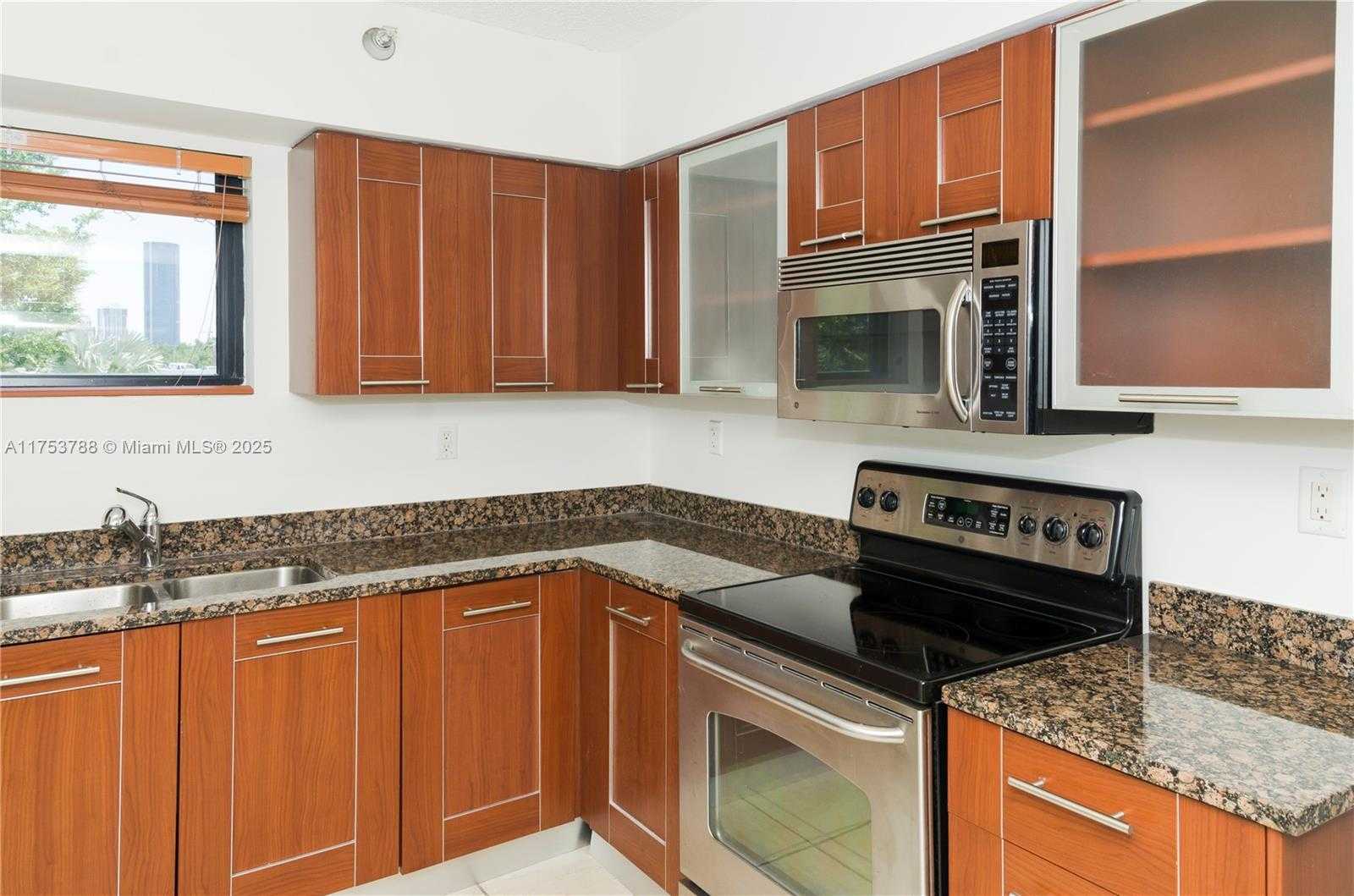 Small Image of 3300 NORTH EAST 191ST ST #312, Aventura Number 6
