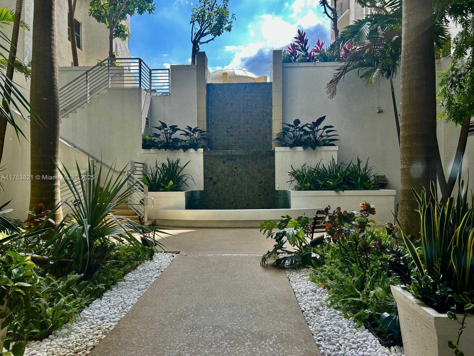 Small Image of 1830 RADIUS DR #603, Hollywood Number 23