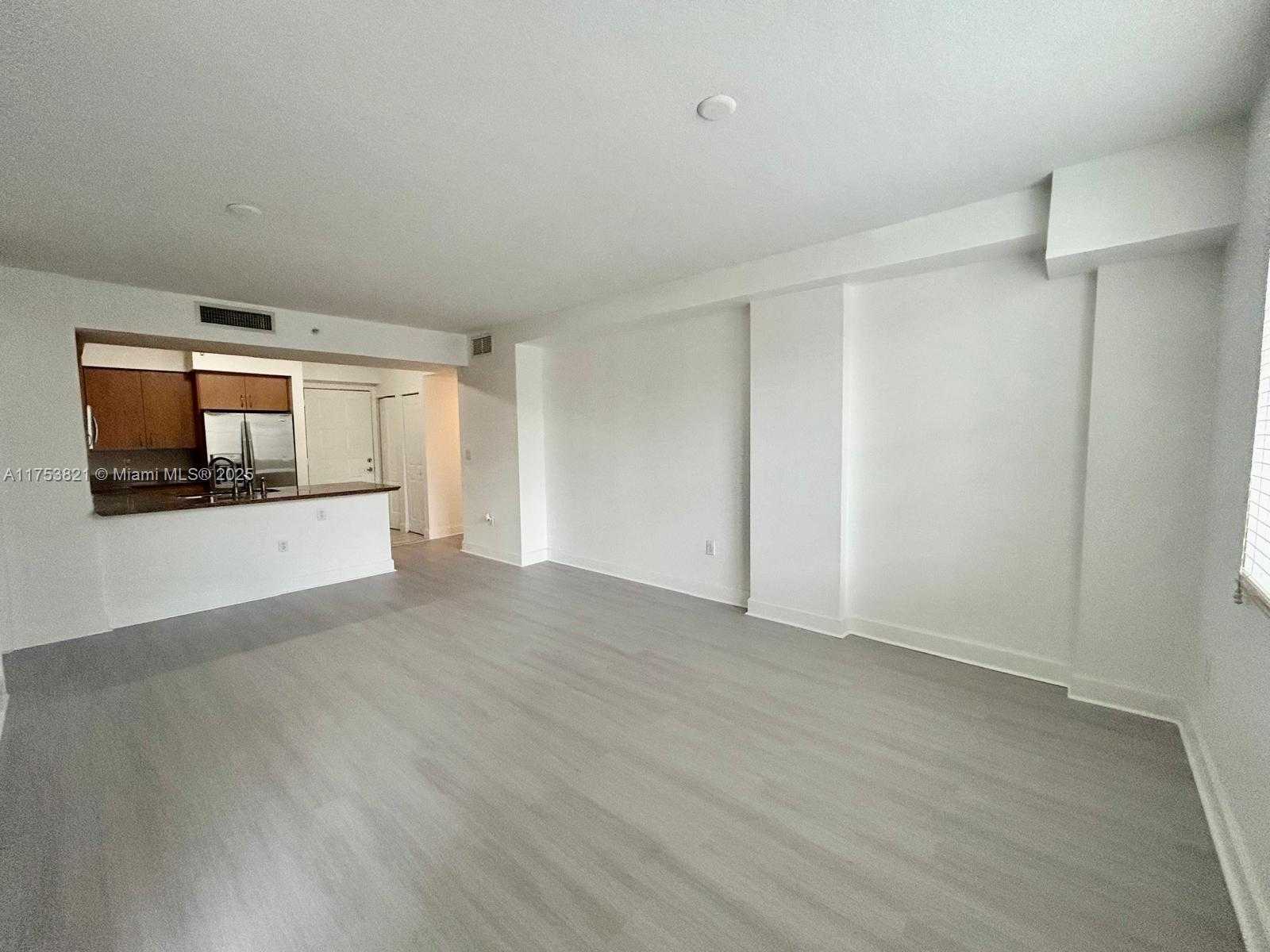 Small Image of 1830 RADIUS DR #603, Hollywood Number 3