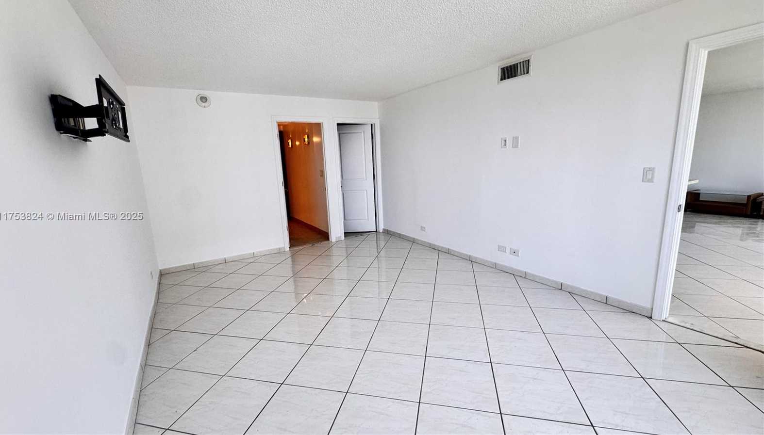 Small Image of 230 174TH ST #1609, Sunny Isles Beach Number 56