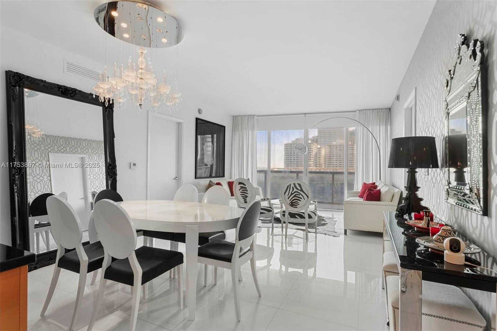 Small Image of 495 BRICKELL AVE #805, Miami Number 7