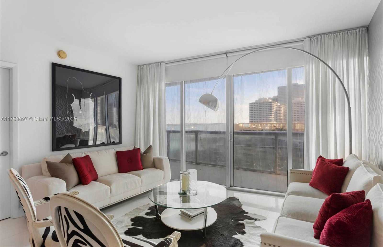 Small Image of 495 BRICKELL AVE #805, Miami Number 8