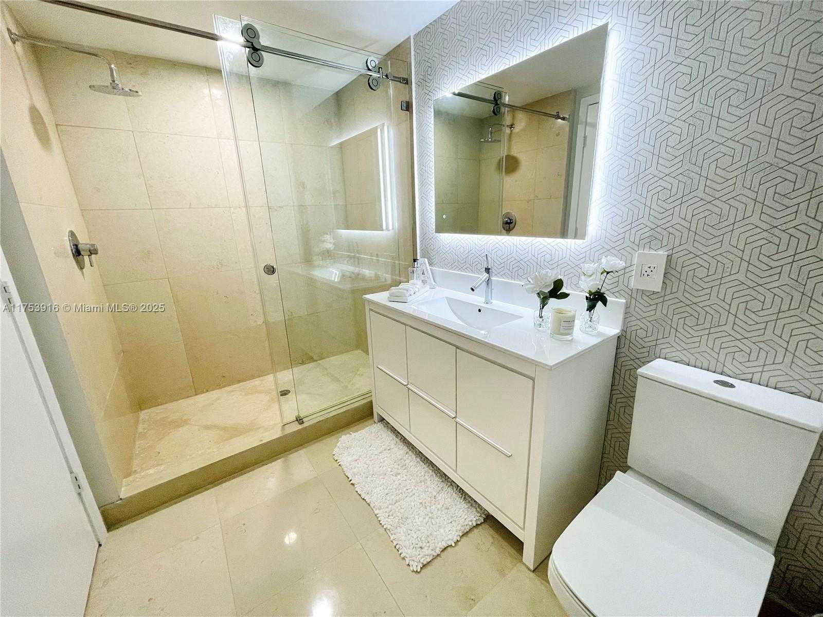 Small Image of 495 BRICKELL AVE #1201, Miami Number 18
