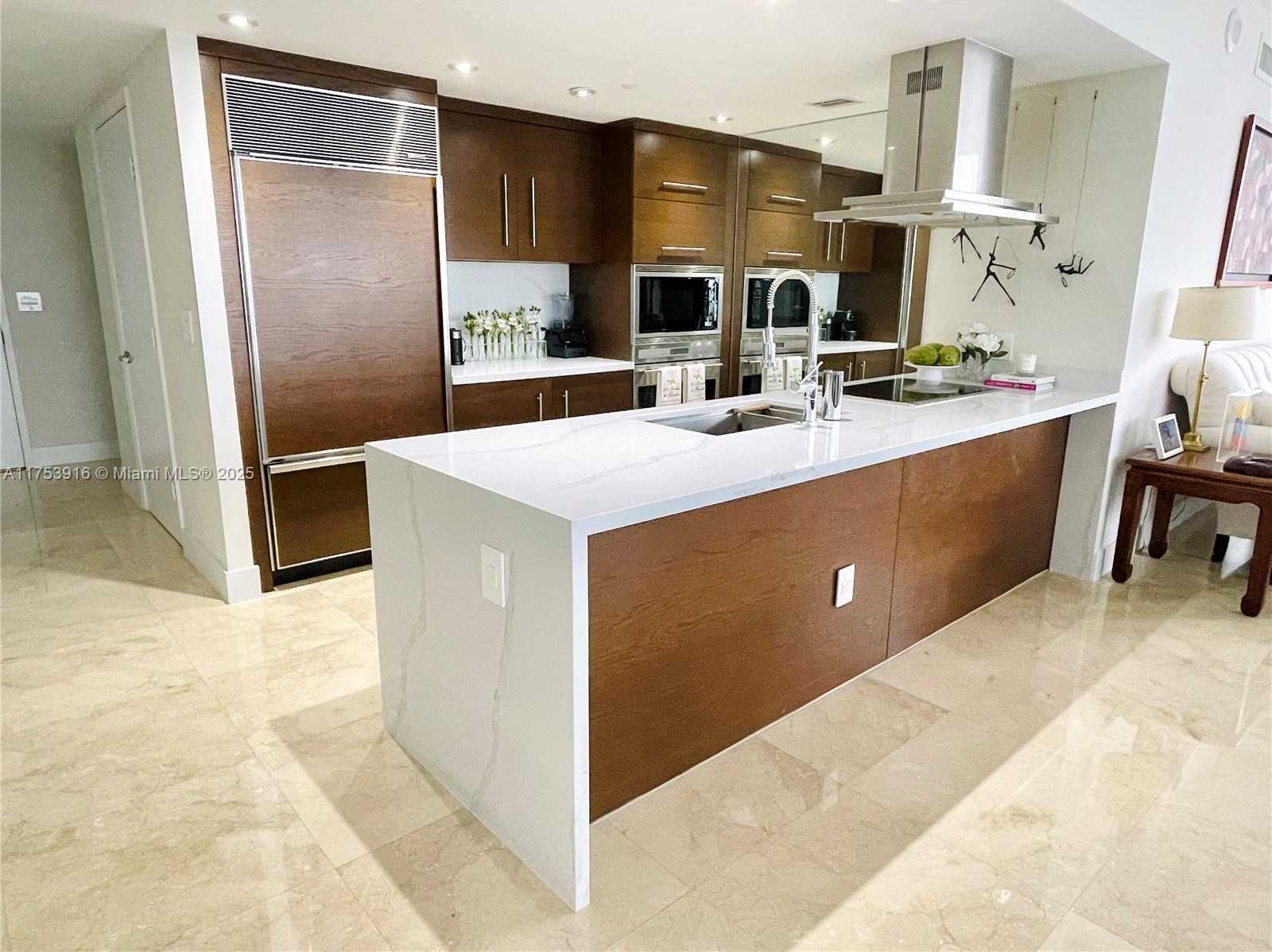 Small Image of 495 BRICKELL AVE #1201, Miami Number 2