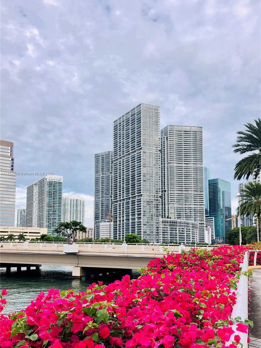 Small Image of 495 BRICKELL AVE #1201, Miami Number 23