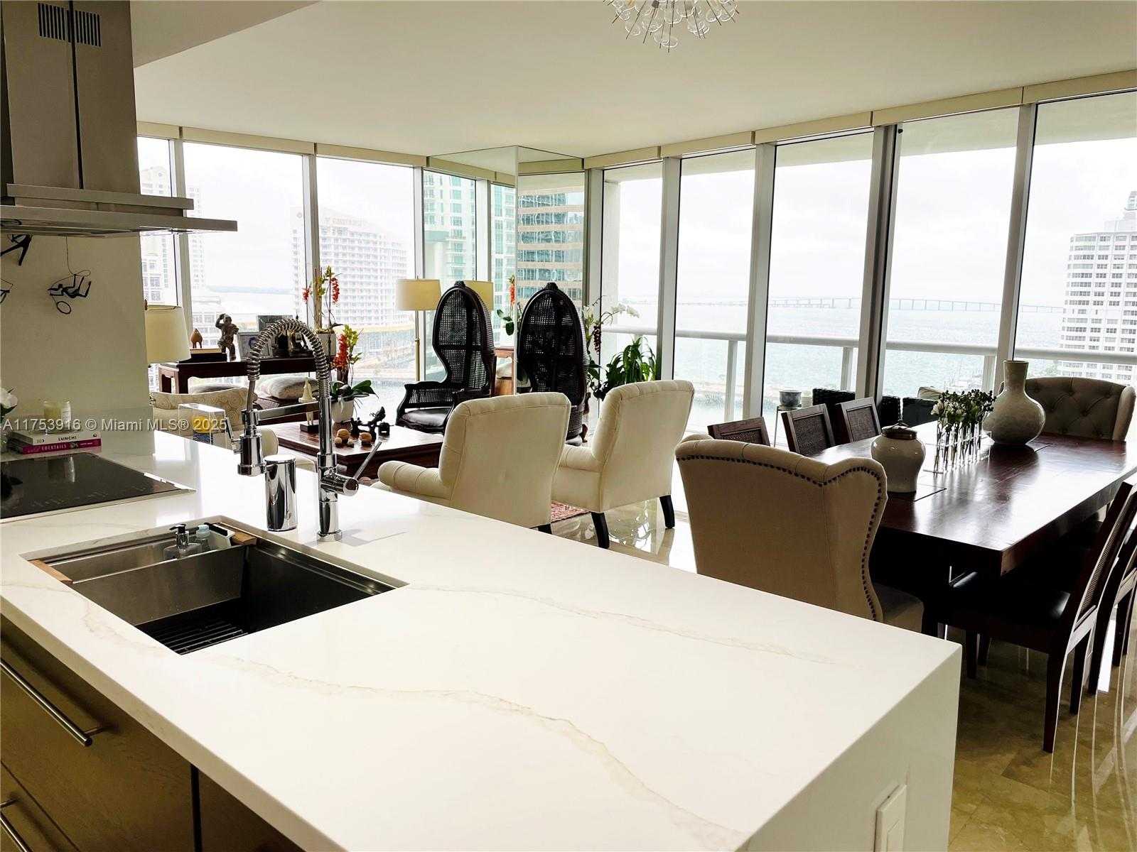 Small Image of 495 BRICKELL AVE #1201, Miami Number 4