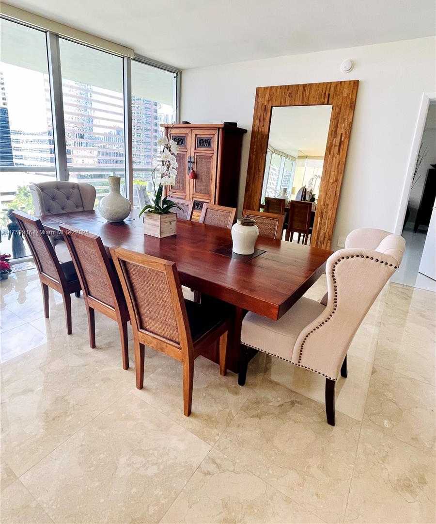Small Image of 495 BRICKELL AVE #1201, Miami Number 6