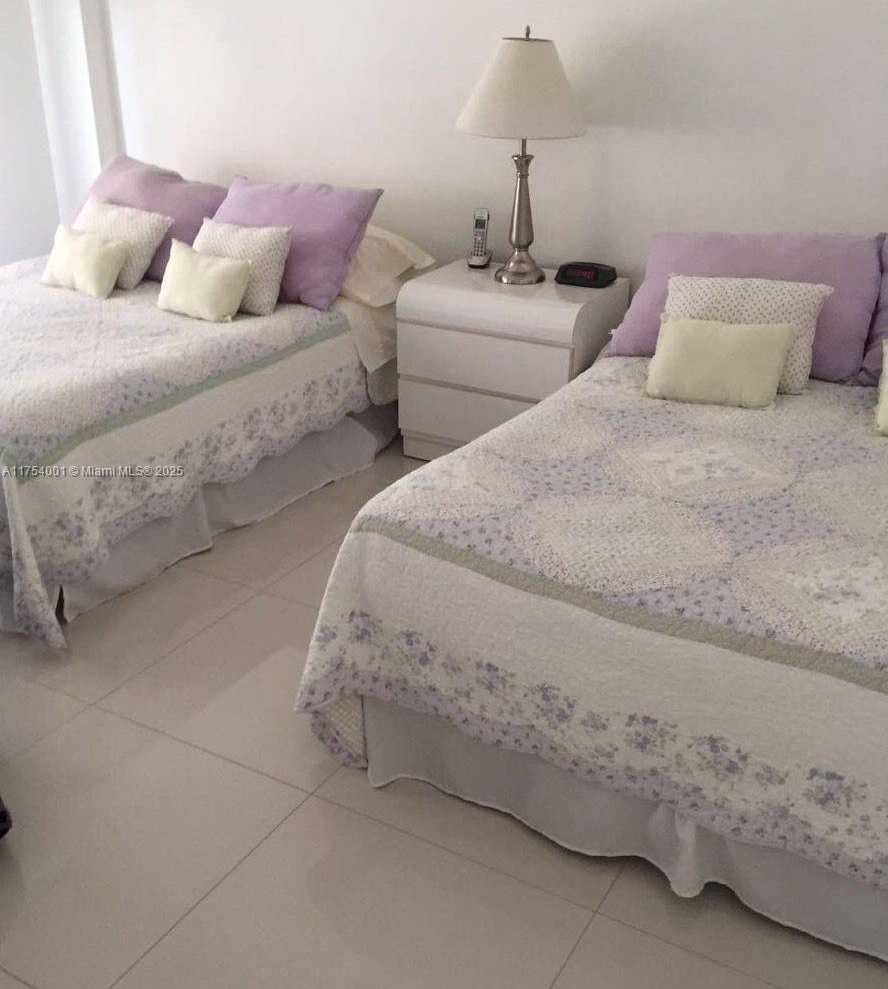 Small Image of 5161 COLLINS AVE #604, Miami Beach Number 10