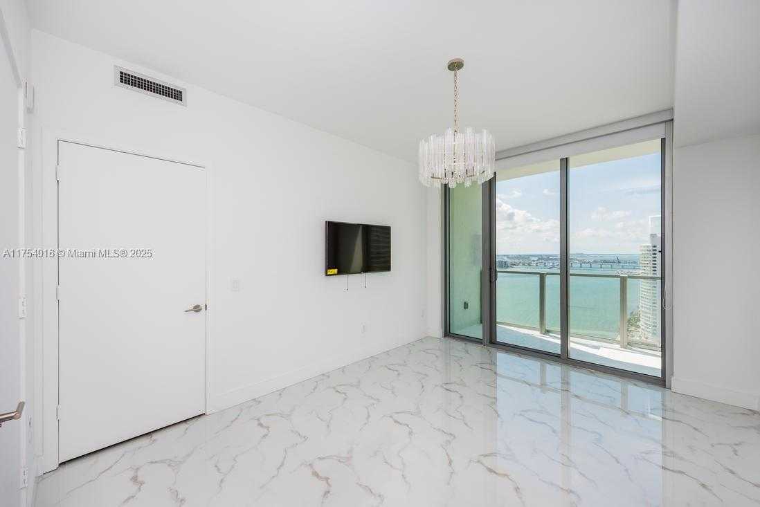 Small Image of 2900 NORTH EAST 7 AVE #2607, Miami Number 20