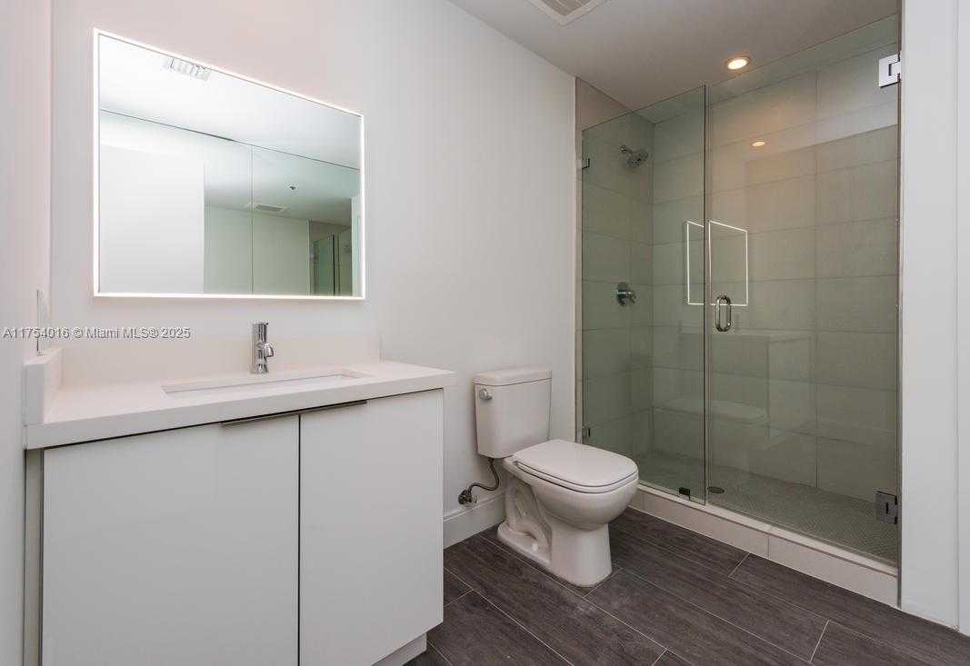 Small Image of 2900 NORTH EAST 7 AVE #2607, Miami Number 21