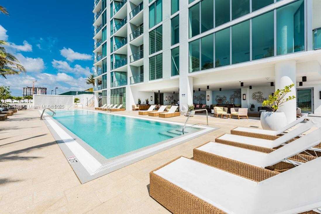Small Image of 2900 NORTH EAST 7 AVE #2607, Miami Number 25