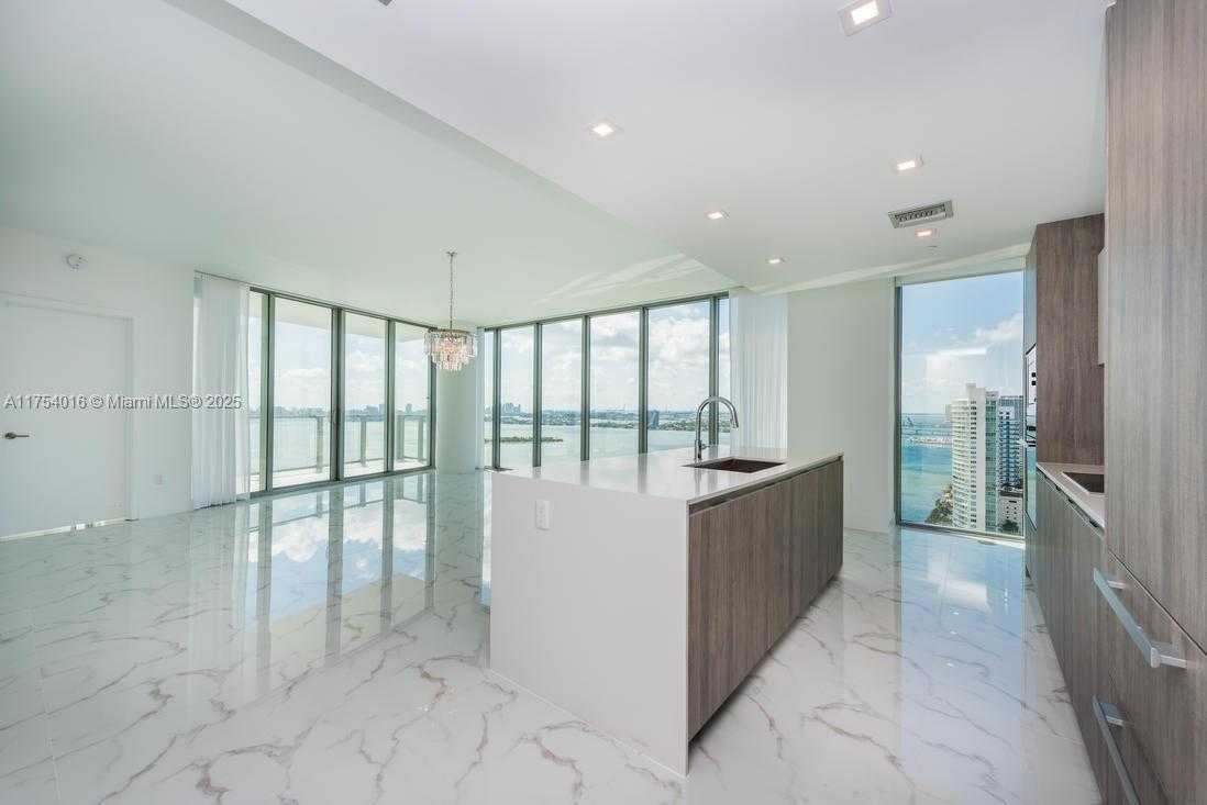 Small Image of 2900 NORTH EAST 7 AVE #2607, Miami Number 5