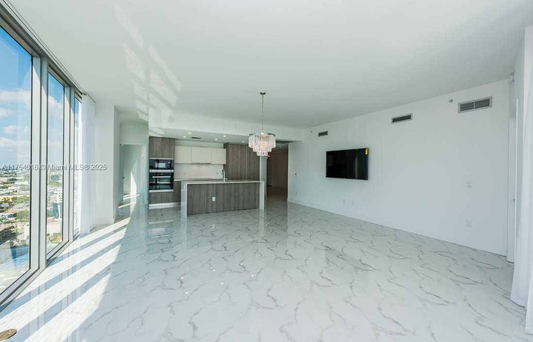 Small Image of 2900 NORTH EAST 7 AVE #2607, Miami Number 7