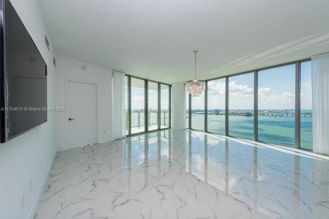 Small Image of 2900 NORTH EAST 7 AVE #2607, Miami Number 8